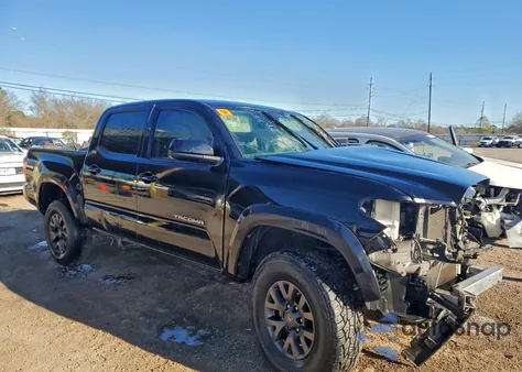 2020 Toyota Tacoma Double Cab z USA, uszkodzony, nr VIN 3TYAX5GN6LT002128